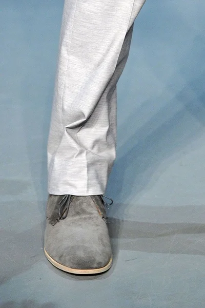 Look 18